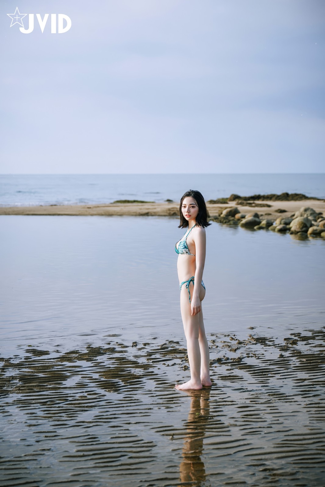 BIKINIDEBU_22.jpeg